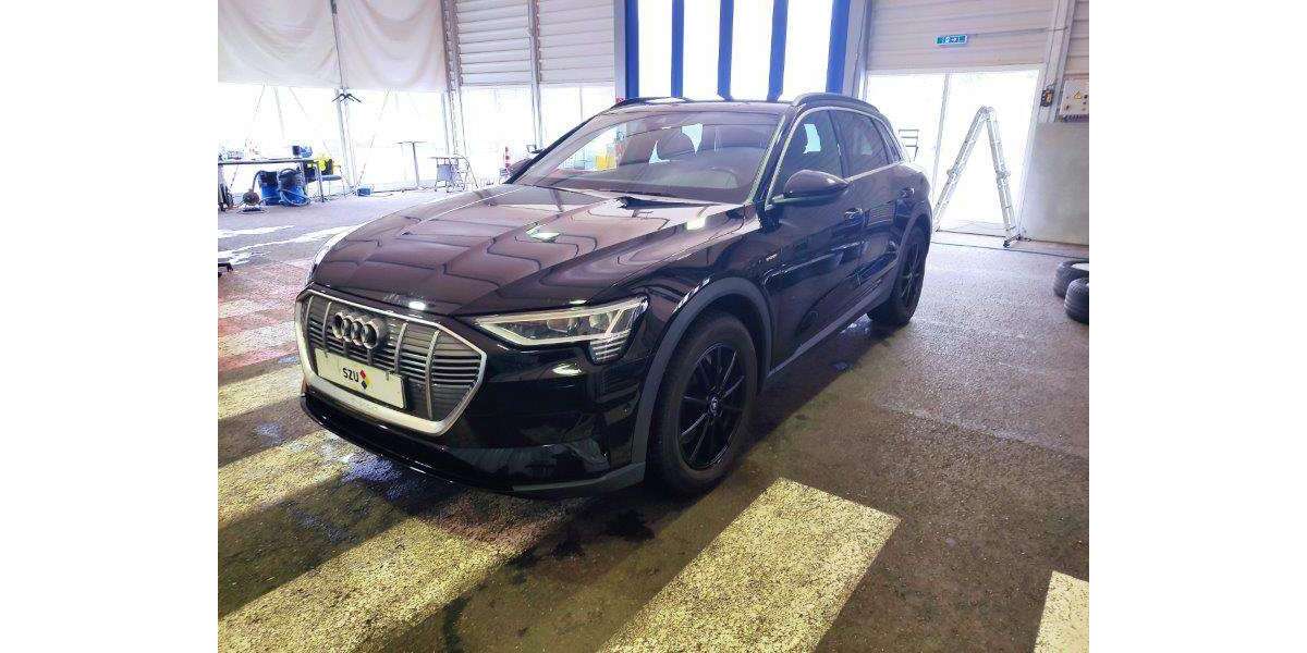 Audi e-tron 82.000 km 24.990 € Montabaur 56410