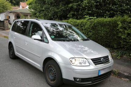VW Touran 267.650 km 2.500 &euro; Singhofen 56379