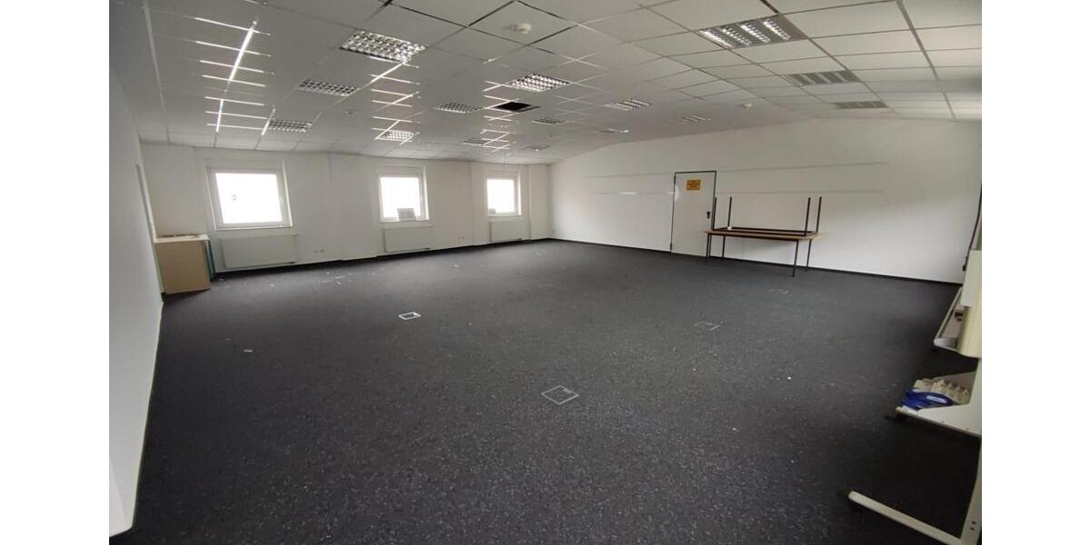 Lagerraum IH Media 2. OG 208 qm in Neuwied-Niederbieber zu vermieten zimmer