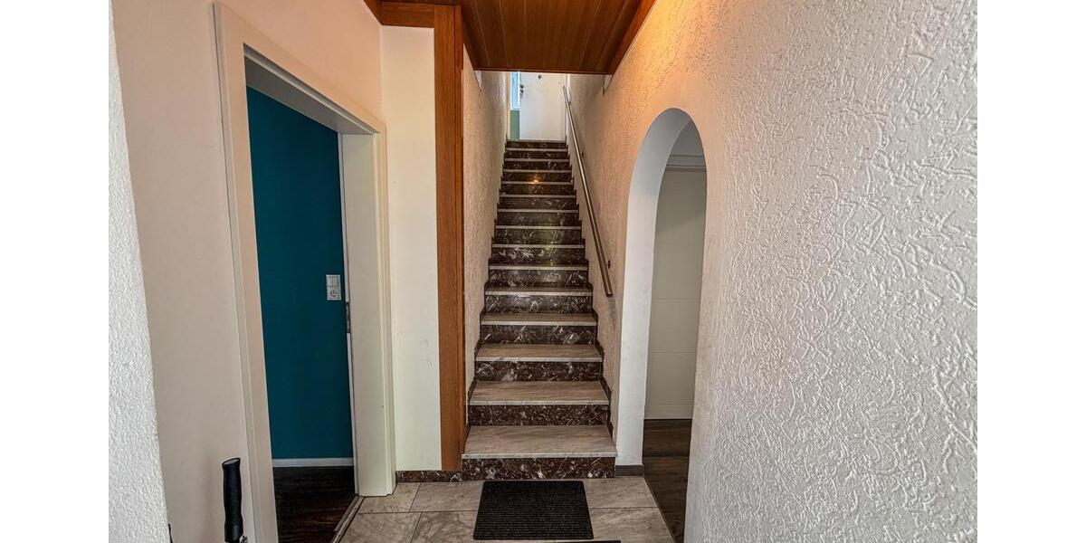 Einfamilienhaus Boppard - 5 Zimmer, 227 m&sup2;, 289.000&euro; | Angebot:27227813
