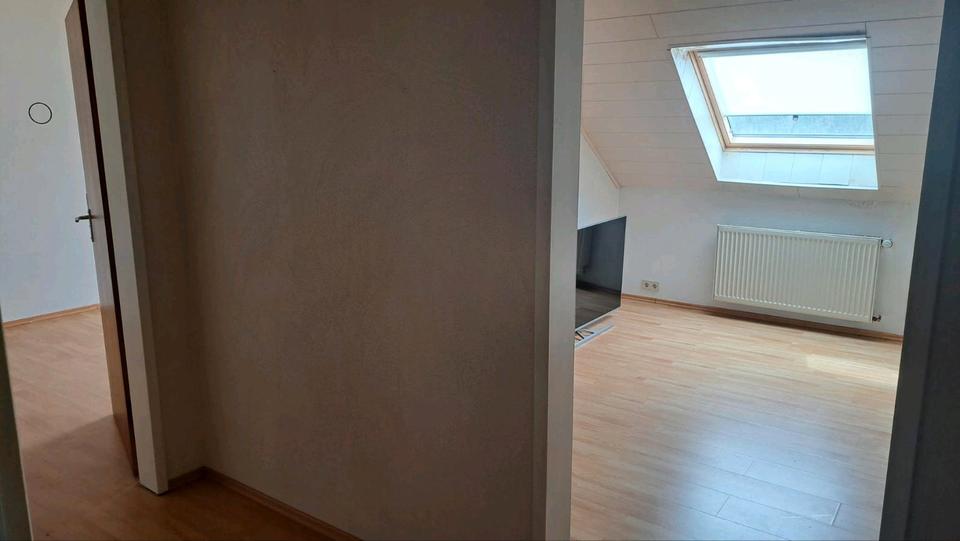 Etagenwohnung Urmitz - 3 Zimmer, 60 m&sup2;, 650&euro; | Angebot:26492662