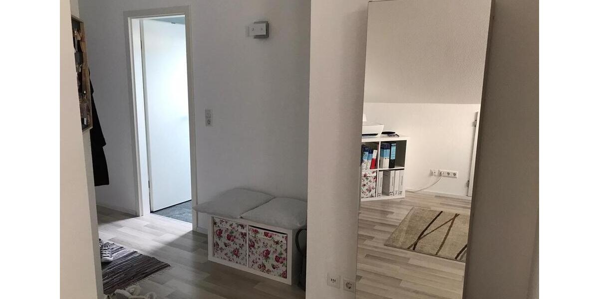 Dachgeschoßwohnung Montabaur - 2 Zimmer, 46 m&sup2;, 500&euro; | Angebot:25651812