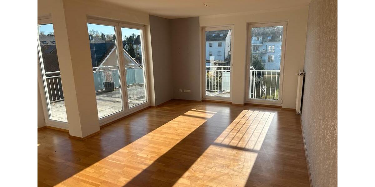 Dachgeschoßwohnung Koblenz Karthause - 3 Zimmer, 140 m&sup2;, 850&euro; | Angebot:24674540