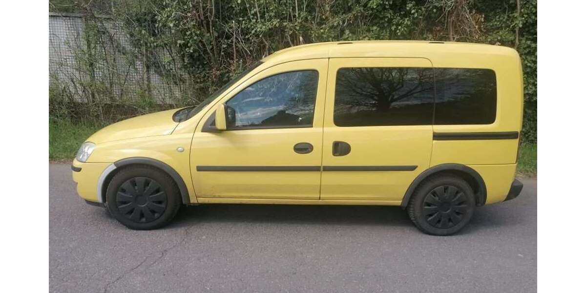 Opel Combo 220.000 km 2.500 &euro; Wolken 56332