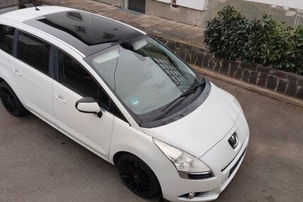 Peugeot 5008 215.000 km 4.800 € Mendig 56743