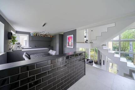 Modernes Haus mit Designküche, Sauna & Kamin in Herdecke
