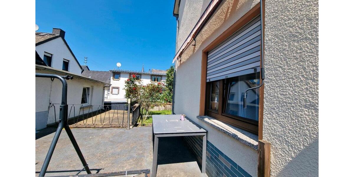 Einfamilienhaus Dahlheim - 3 Zimmer, 90 m&sup2;, 850&euro; | Angebot:26676386
