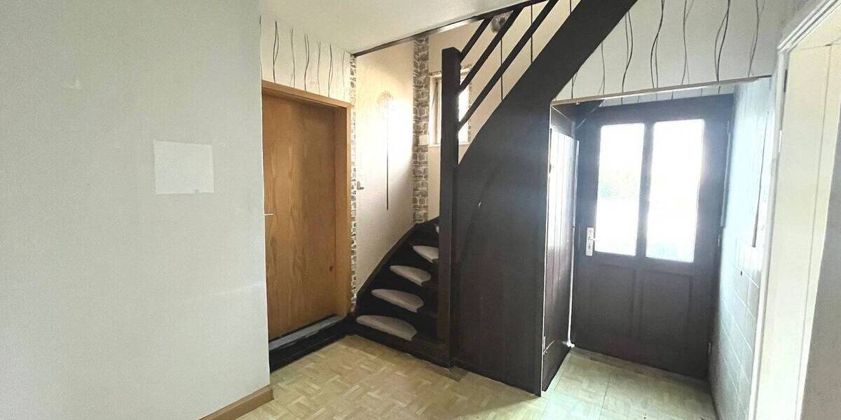 Einfamilienhaus Koblenz Rübenach - 6 Zimmer, 91 m&sup2;, 175.000&euro; | Angebot:26273696