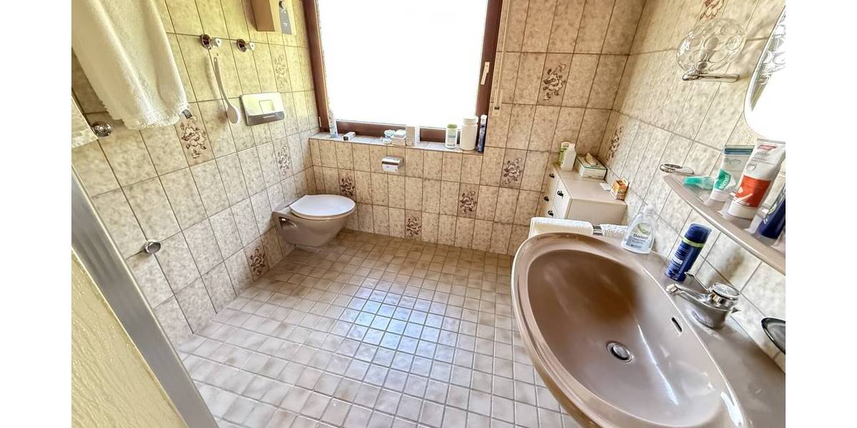 Mehrfamilienhaus, Wohnhaus Hillscheid - 1 Zimmer, 280 m&sup2;, 449.000&euro; | Angebot:26740328