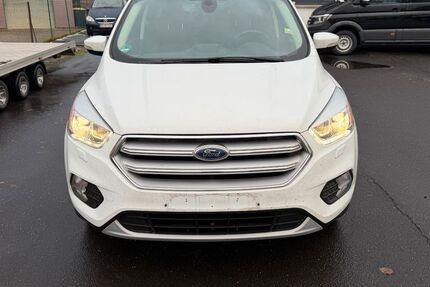 Ford Kuga 172.000 km 9.750 € Girod bei Montabaur 56412