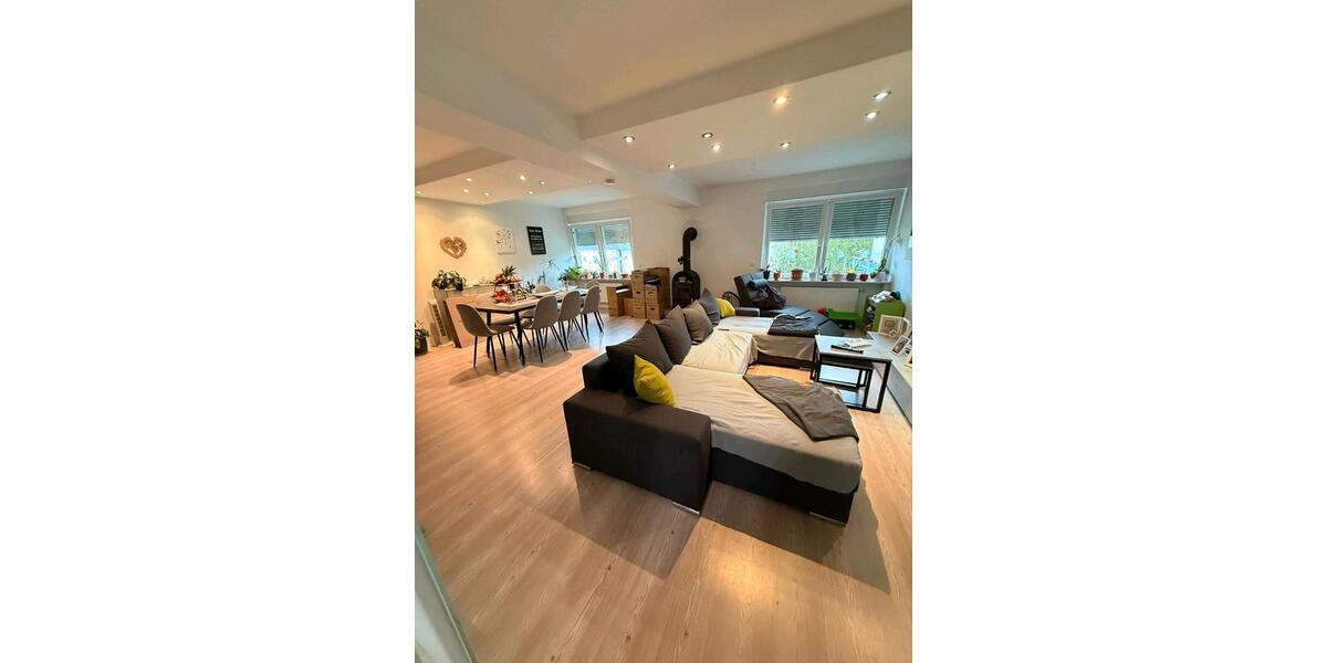 Etagenwohnung Montabaur - 5 Zimmer, 155 m&sup2;, 1.200&euro; | Angebot:26167566