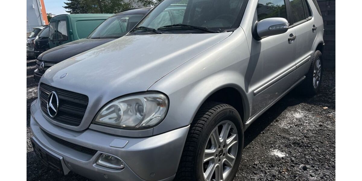 Mercedes-Benz ML 270 261.000 km 5.950 &euro; Ochtendung 56299