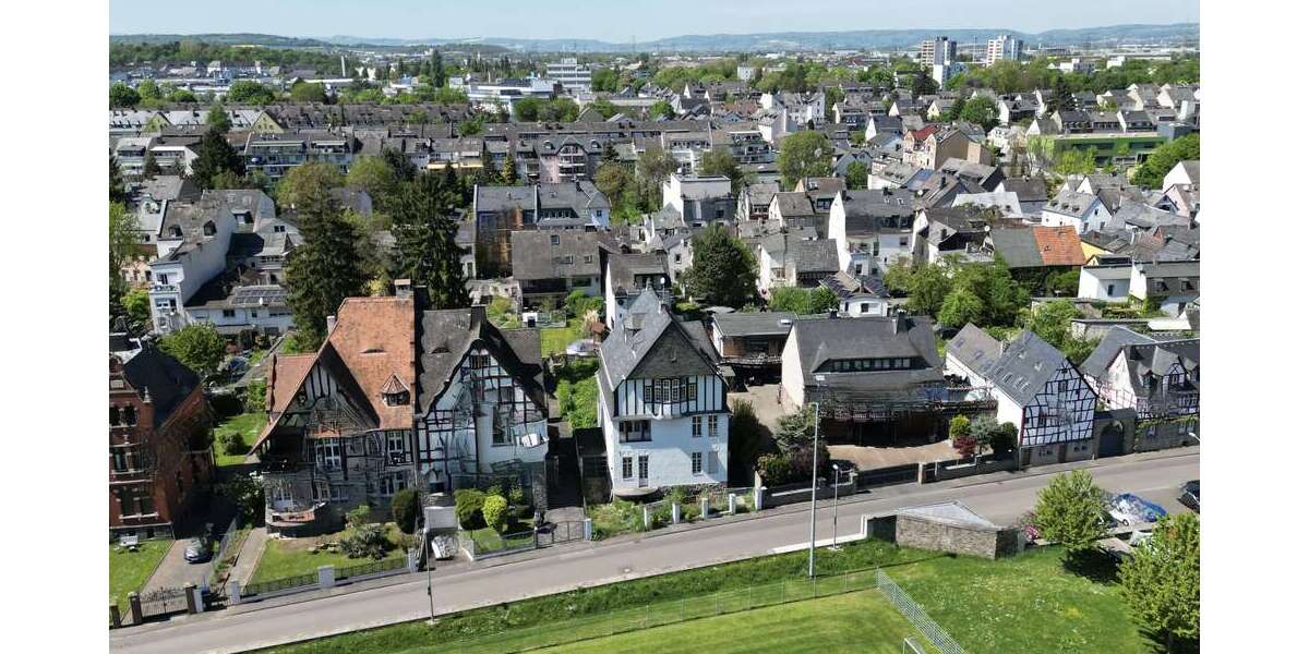 Einfamilienhaus Koblenz / Neuendorf Neuendorf - 10 Zimmer, 298 m&sup2;, 399.000&euro; | Angebot:25591884