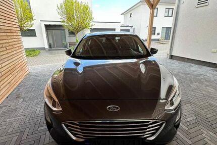Ford Focus 85.000 km 11.600 &euro; Kruft 56642