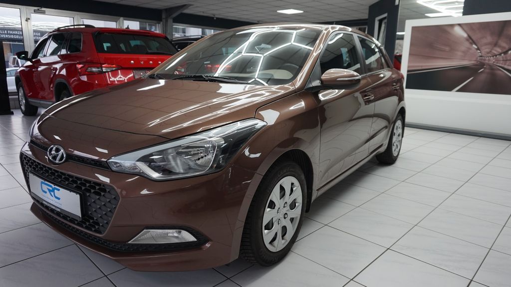Hyundai i20 98.000 km 7.990 &euro; Ransbach-Baumbach 56235