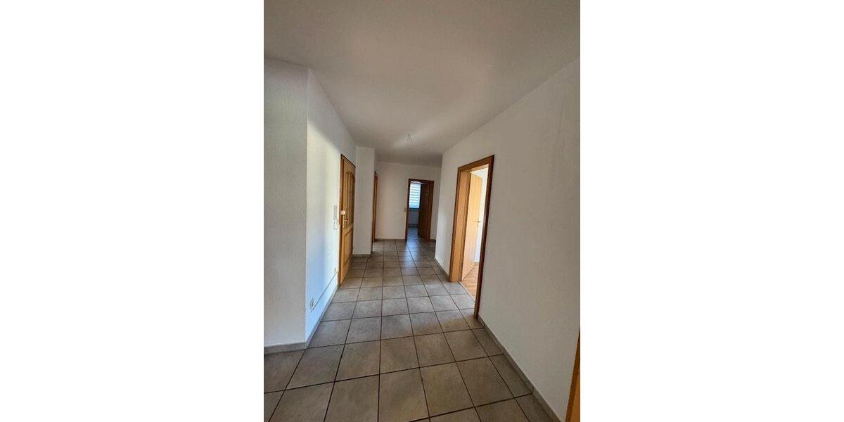 Mehrfamilienhaus, Wohnhaus Beltheim - 11 Zimmer, 242 m&sup2;, 350.000&euro; | Angebot:26946539