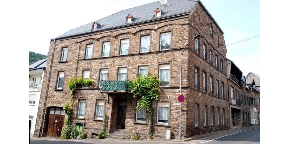 Einfamilienhaus Treis-Karden Karden - 13 Zimmer, 305 m&sup2;, 290.000&euro; | Angebot:26838490