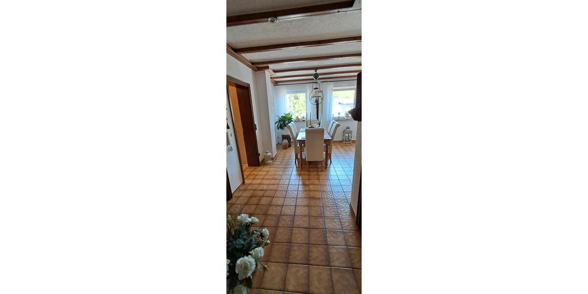 Einfamilienhaus Dieblich - 8 Zimmer, 174 m&sup2;, 445.000&euro; | Angebot:27158180