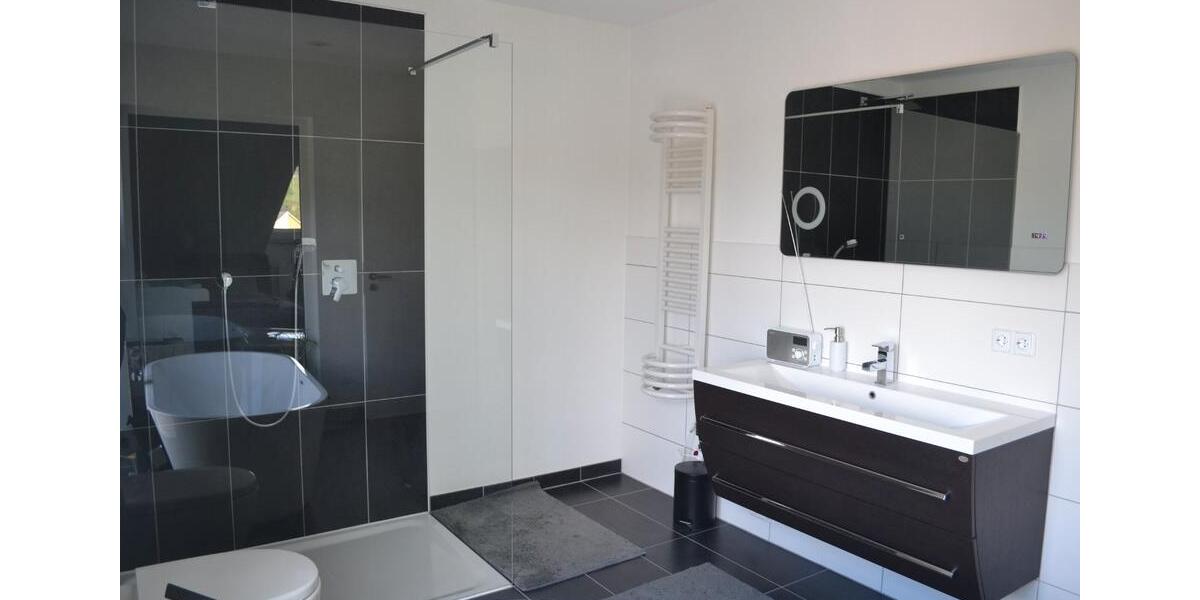 Dachgeschoßwohnung Andernach - 3 Zimmer, 108 m&sup2;, 1.130&euro; | Angebot:26576182