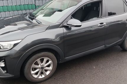 Kia Stonic 49.300 km 12.780 &euro; Koblenz 56070