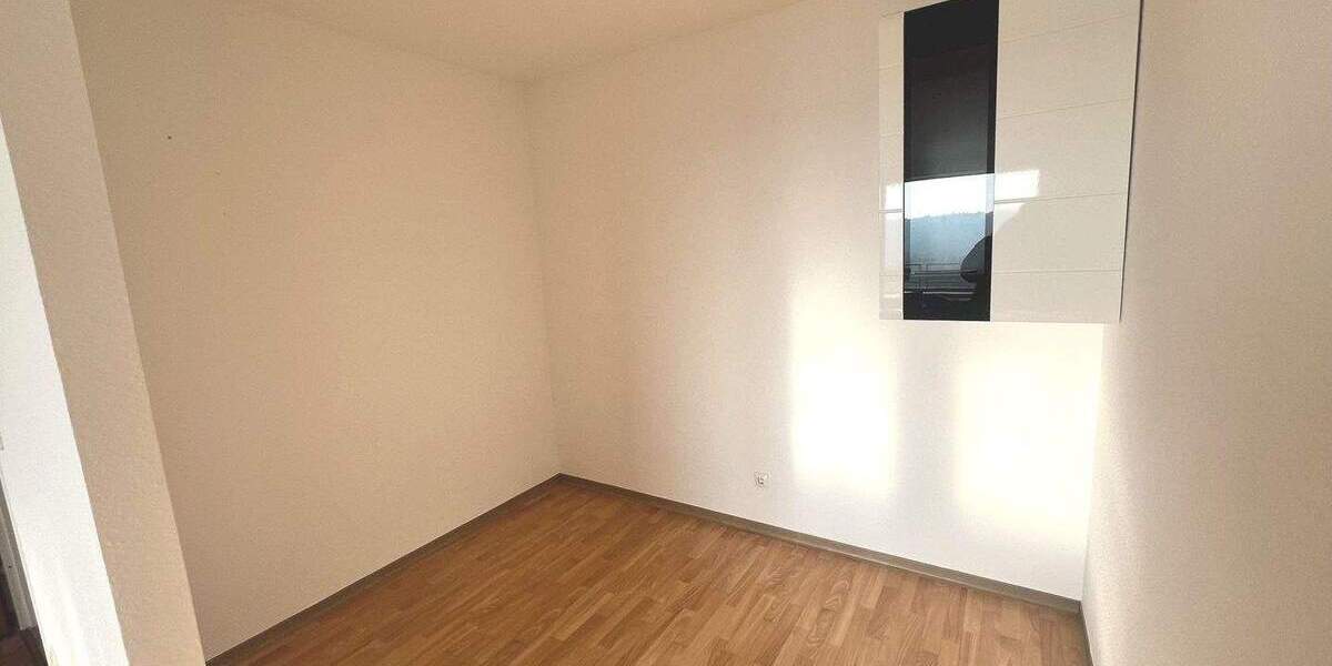 Hallo Moselblick! Kleine Wohnung im 9.OG in Koblenz. 1 zimmer