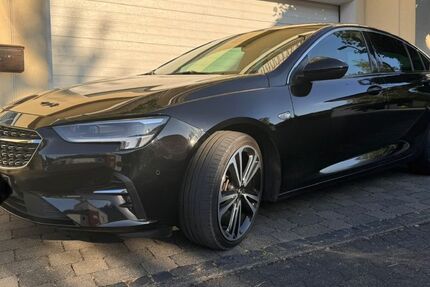 Opel Insignia 71.000 km 21.990 &euro; Oberfell 56332