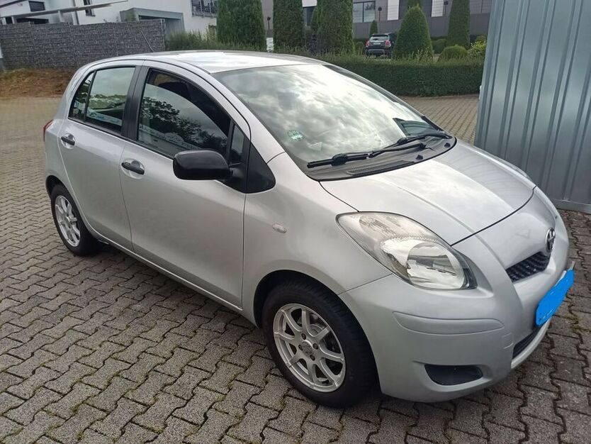 Yaris