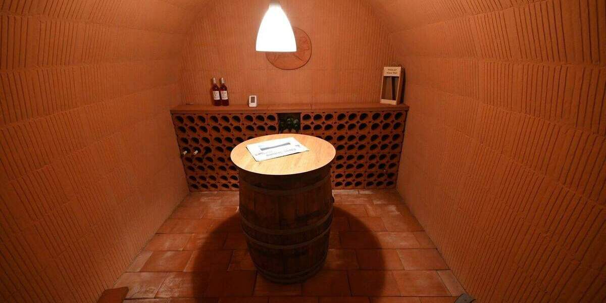 Einfamilienhaus mit lebenslangem Wohnrecht! 7 zimmer