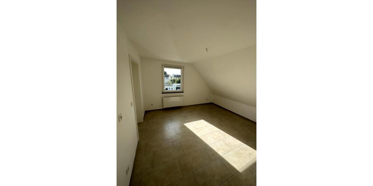 Dachgeschoßwohnung Neuwied Feldkirchen - 3 Zimmer, 69 m&sup2;, 720&euro; | Angebot:26067132