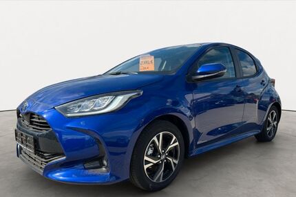 Toyota Yaris 1.200 km 25.990 € Kruft 56642