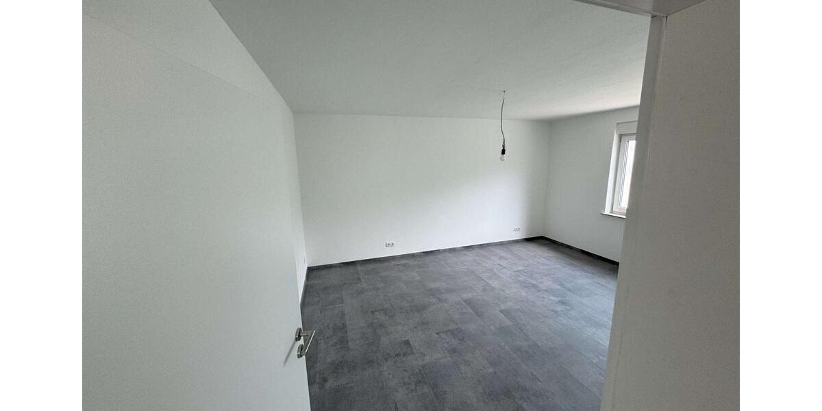 Etagenwohnung Wassenach - 3 Zimmer, 130 m&sup2;, 1.100&euro; | Angebot:26453282