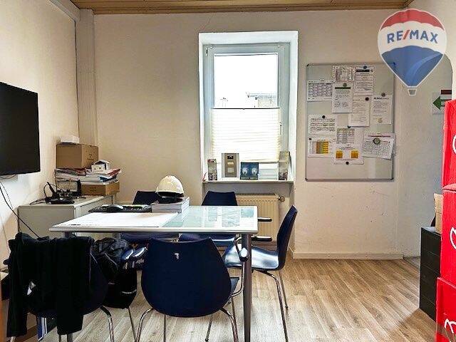 Mehrfamilienhaus, Wohnhaus Höhr-Grenzhausen Grenzhausen - 8 Zimmer, 165 m&sup2;, 395.000&euro; | Angebot:25769917