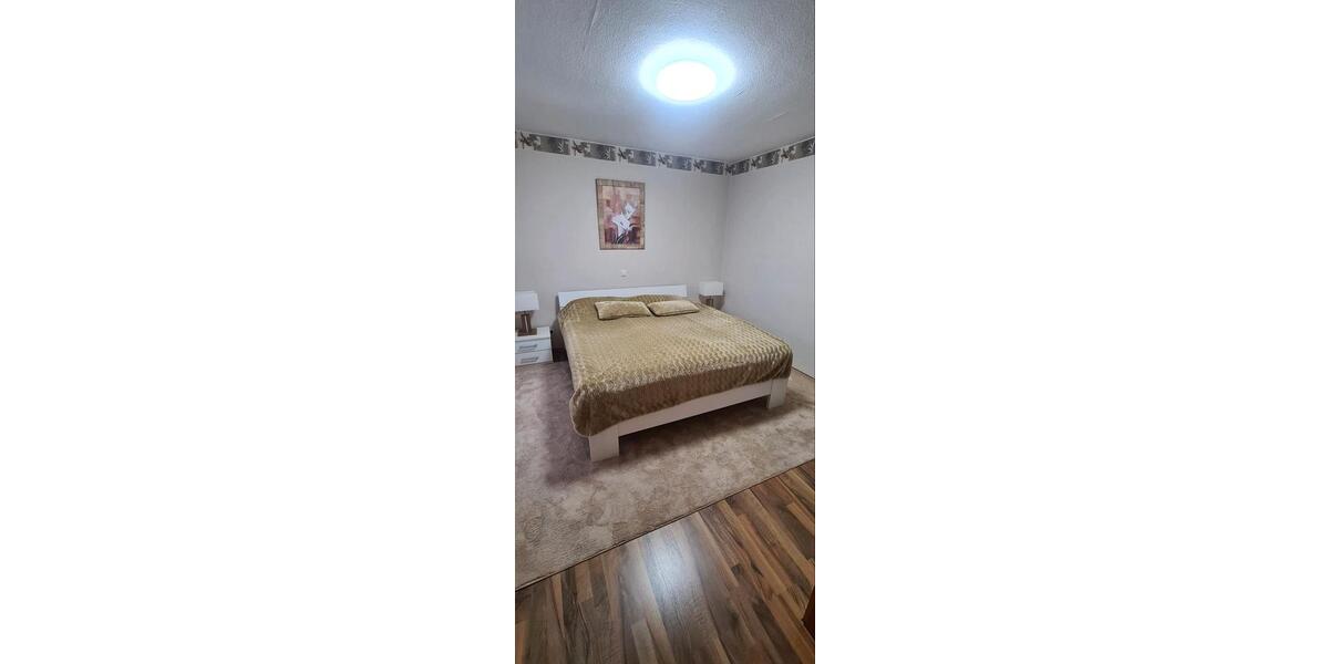 Gemütliches Rheinhaus in zentraler Lage der Karthause 4 zimmer