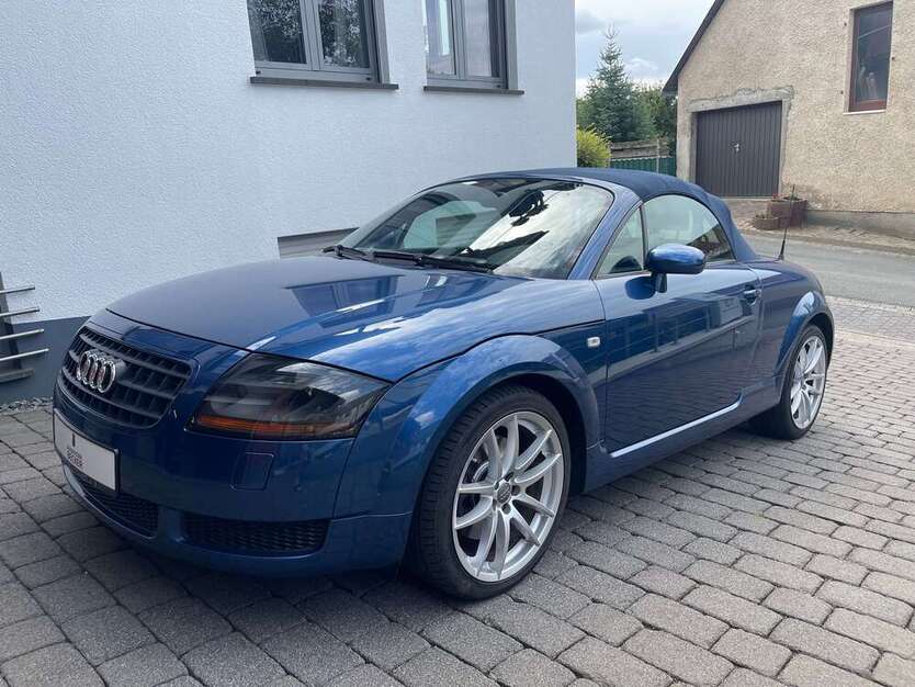 TT