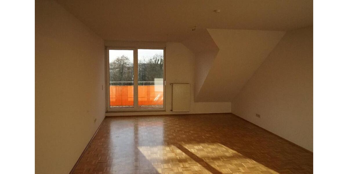 Mietwohnung 2. OG, 86m2 4 zimmer