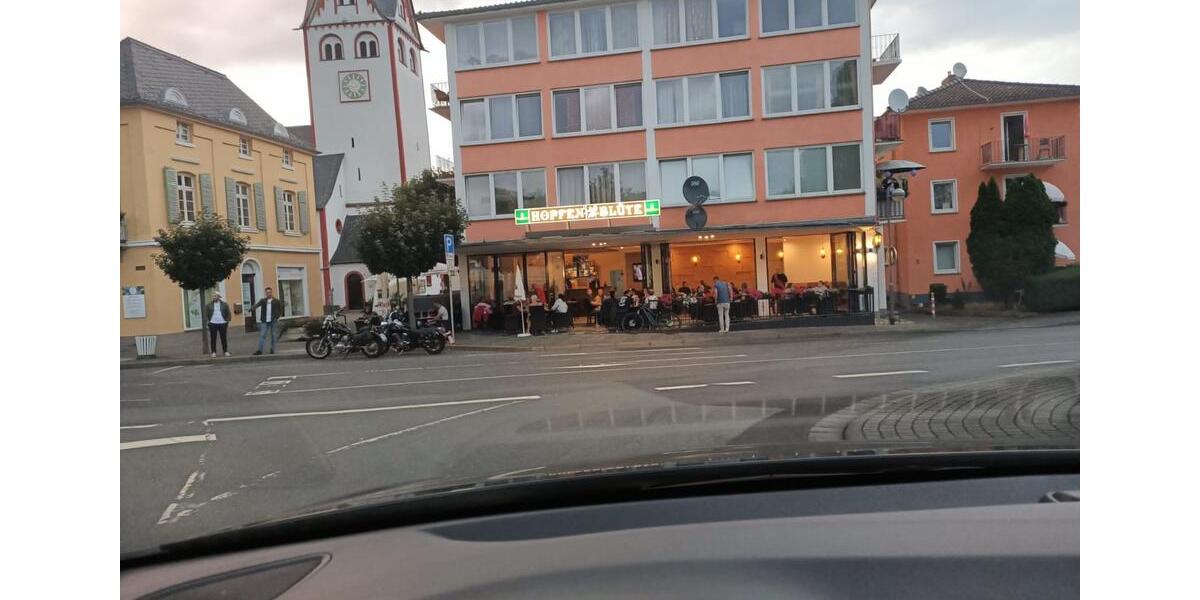 Gastronomie in Bestlage zu verpachten – viele Konzepte möglich zimmer