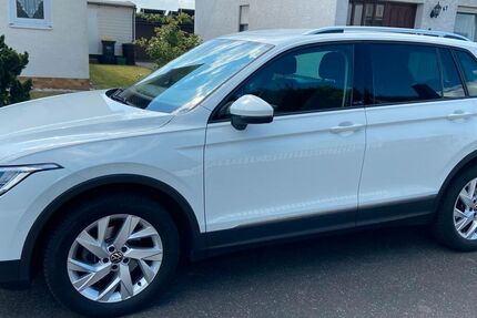 VW Tiguan 69.000 km 22.200 &euro; Sankt Sebastian 56220