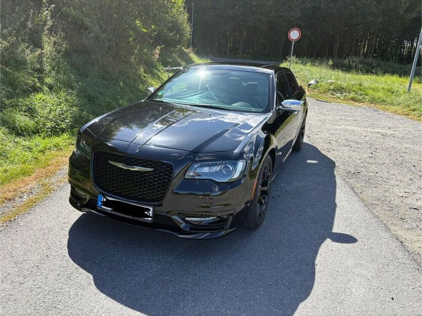 300C