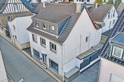 Haus zum Kaufen in Koblenz Koblenz-Güls 595.000 € 320 m² 14 zimmer