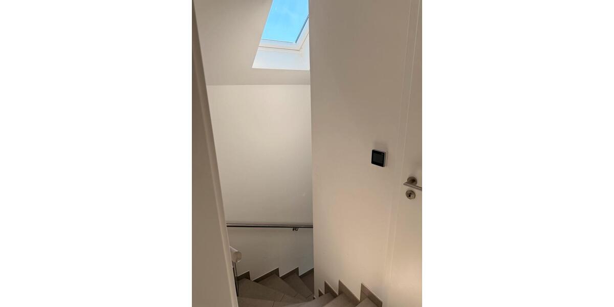 Dachgeschoßwohnung Urmitz - 3 Zimmer, 83 m&sup2;, 1.308&euro; | Angebot:26692686