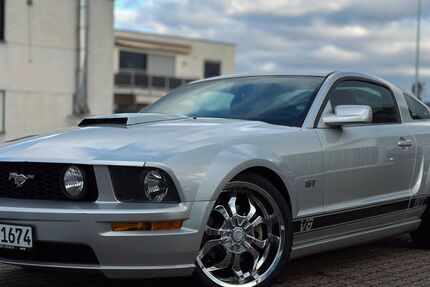 Ford Mustang 140.000 km 16.990 &euro; Neuwied 56564