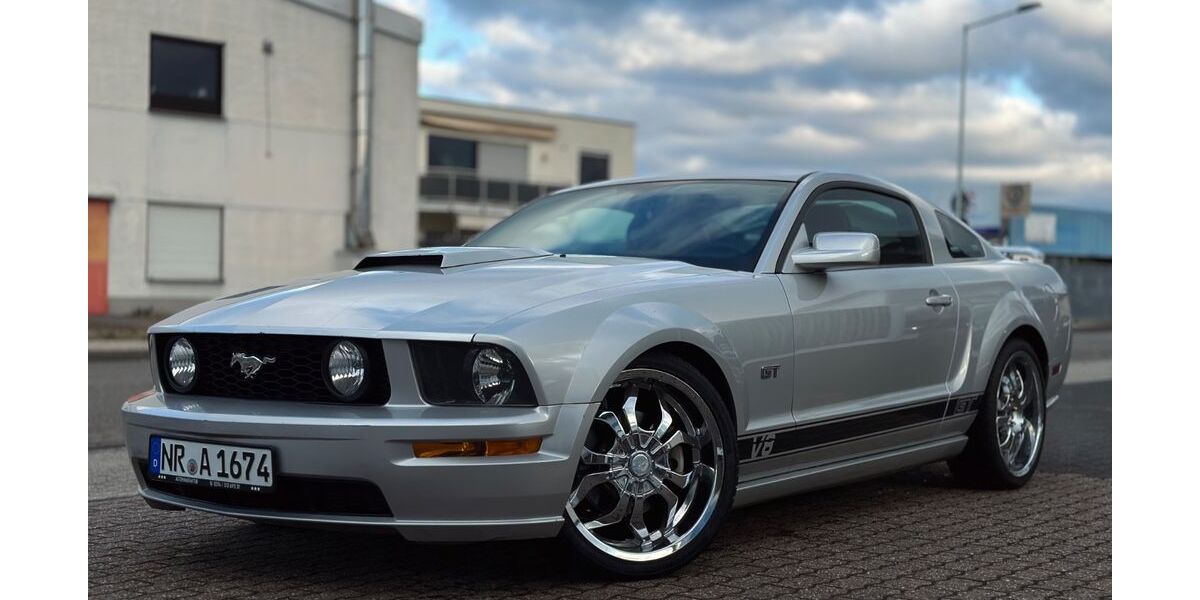 Ford Mustang 140.000 km 16.990 &euro; Neuwied 56564