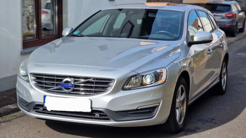 V60