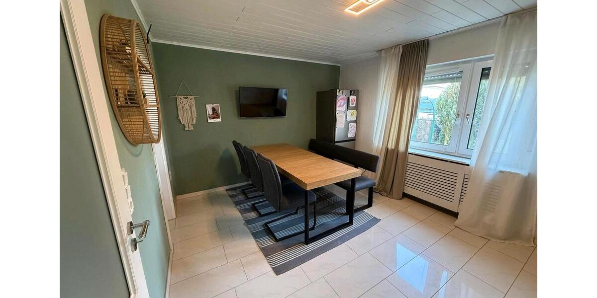 Einfamilienhaus Schönborn - 5 Zimmer, 136 m&sup2;, 1.300&euro; | Angebot:26683025