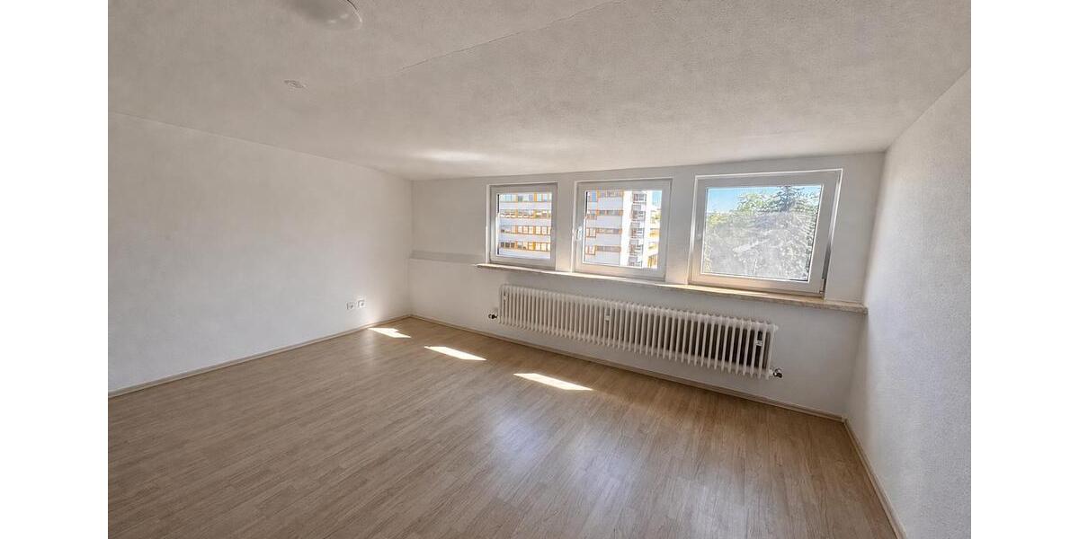 Dachgeschoßwohnung Neuwied - 6 Zimmer, 150 m&sup2;, 1.300&euro; | Angebot:26412451
