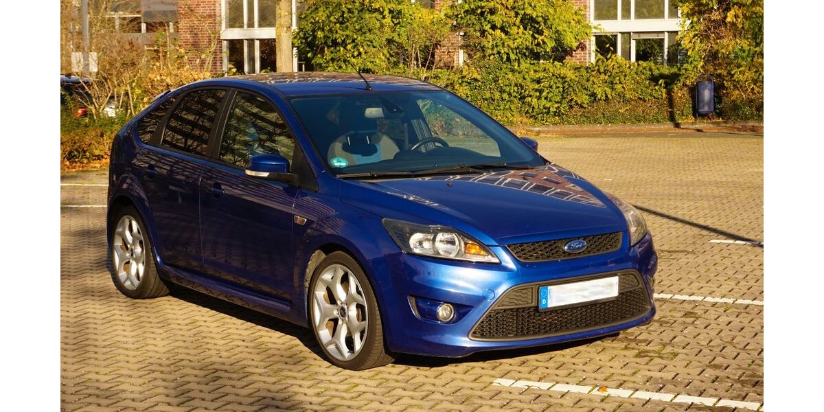 Ford Focus 171.349 km 7.300 € Koblenz 56070