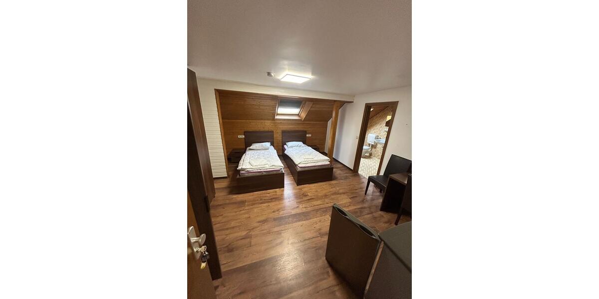 Etagenwohnung Neuwied - 1 Zimmer, 25 m&sup2;, 500&euro; | Angebot:25537402