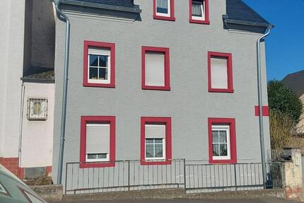 Kernsaniertes Mehrfamilienhaus mit vielseitig nutzbarer Scheune zimmer