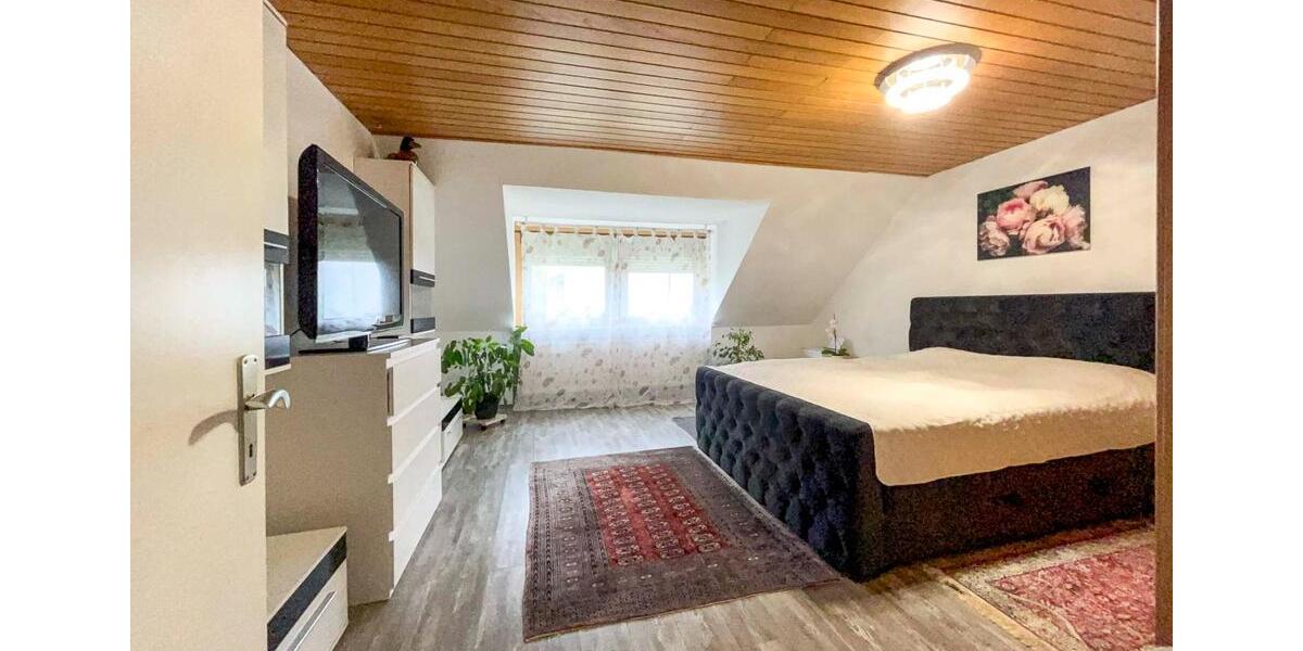 Schönes Wohnhaus in Himmighofen für 298.000 Euro zu verkaufen 7 zimmer