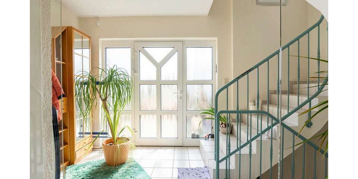 Traumhafte Doppelhaushälfte mit großem Garten, Wintergarten und Sauna - Doppelhaushälfte Hambach | Angebot:25892522